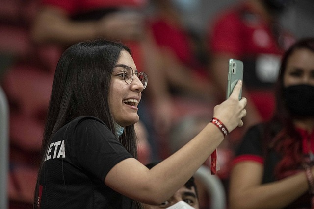 虽然菲律宾 虽然菲律宾